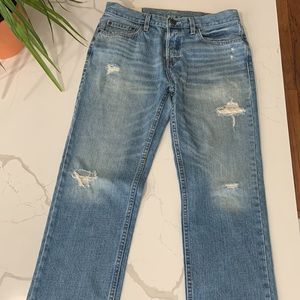 Hollister - Ripped Medium Wash - 32x32